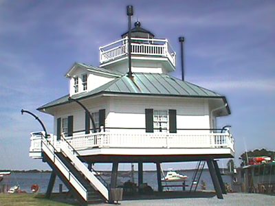 Hooper Strait Lighthouse MONEY SHOT.  This and all photos on this page shot with Sony Digital Mavica Camera